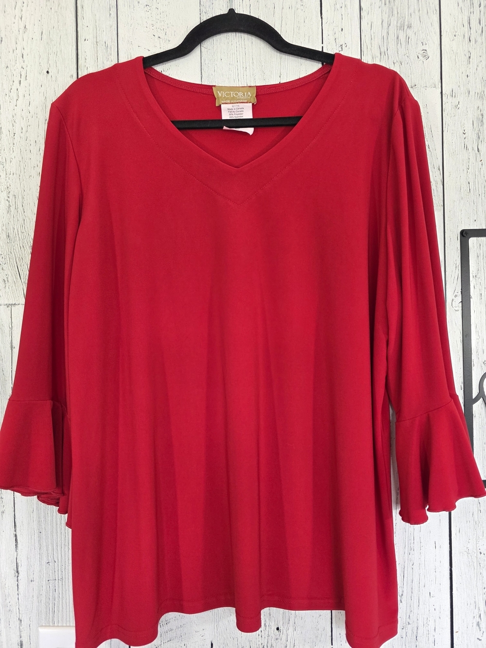 Victoria Collection Red Ruffle Bell Sleeve Top Size 2XL Made in Canada Holiday